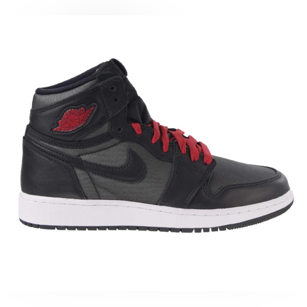 Jordan 1 Retro High Black Satin Gym Red Black (GS) - Boys 6 UPC code 575441–060